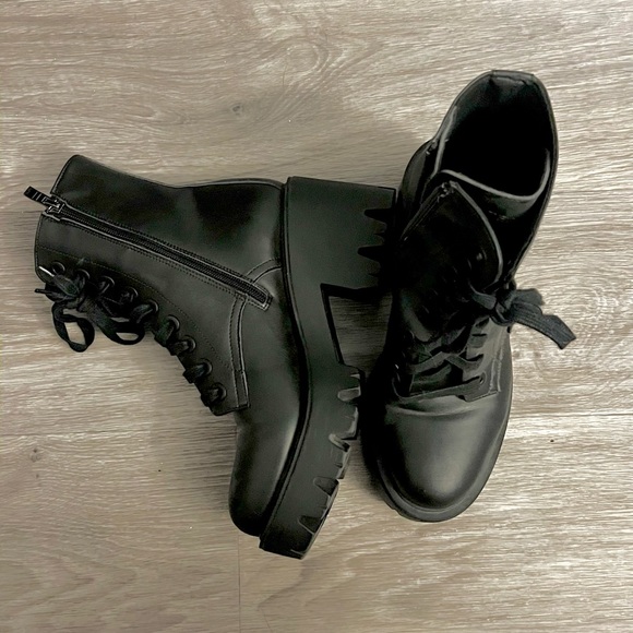 Altercore Ella Boot - Picture 2 of 5